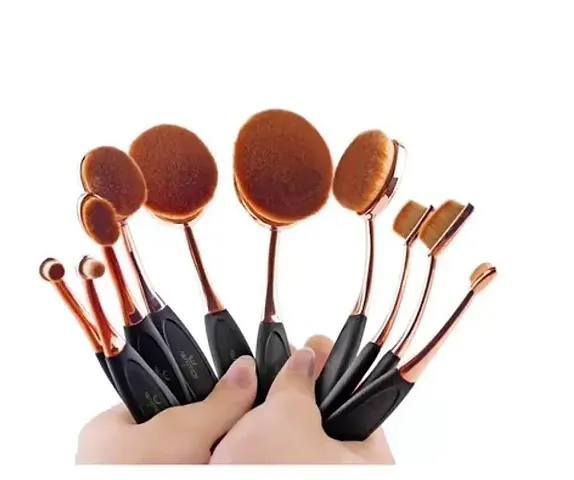Oval Makeup Brush For Professional Beauty Parlour Or Salon Set Professional Foundation Concealer Blending Blush Liquid Powder Cosmetics Brushes Too