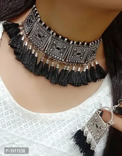 Stylish Black Thread necklace Choker And Earring