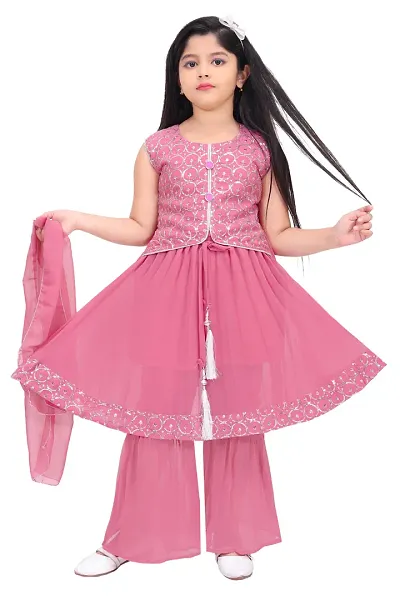 Beautiful Georgette Kurta And Pant With Dupatta Set For Girls