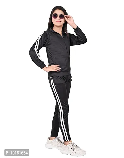 190+ Track Suit Girl Stock Illustrations, Royalty-Free Vector Graphics &  Clip Art - iStock