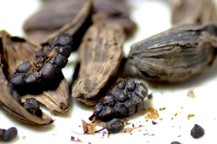 Carom Seeds Ajwain; Black Pepper, Black Cardamom