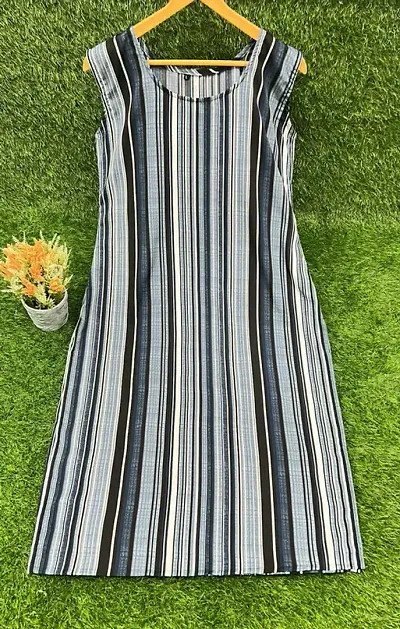 Stylish Crepe Striped Straight Stitched Kurta For Women