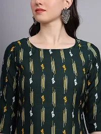 Green Crepe Floral Print Straight Kurti-thumb3