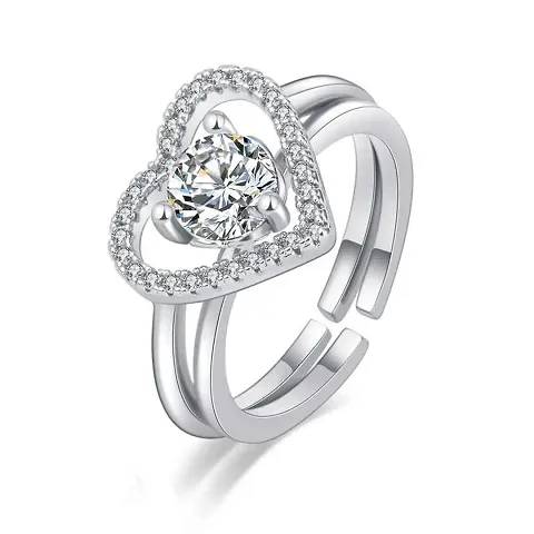 RARE1STUDIO ring with a heart-shaped diamond in the centre