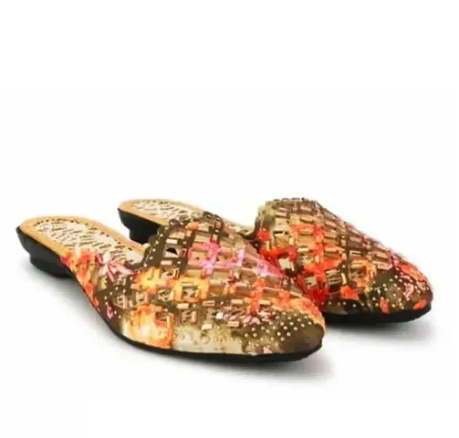 Newly Launched Fashion Flats For Women 