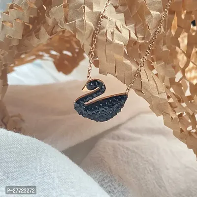 Beautiful  Black Duck Shape Daily Wear Necklace Rose Gold Chain For Women  Girls