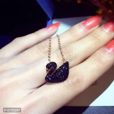 Beautiful  Black Duck Shape Daily Wear Necklace Rose Gold Chain For Women  Girls