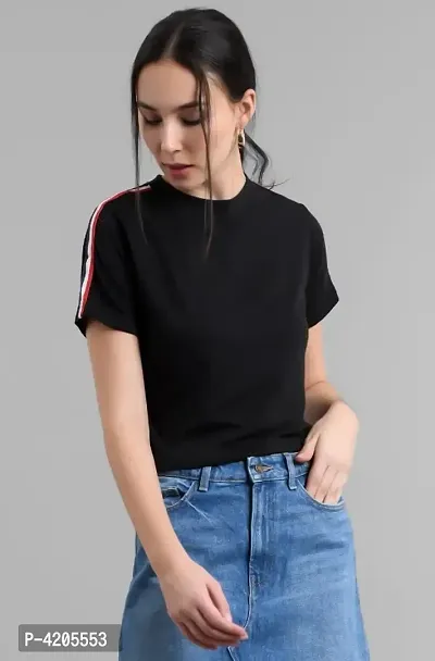 BLACK T-SHIRT WITH DOUBLE CONTRAST