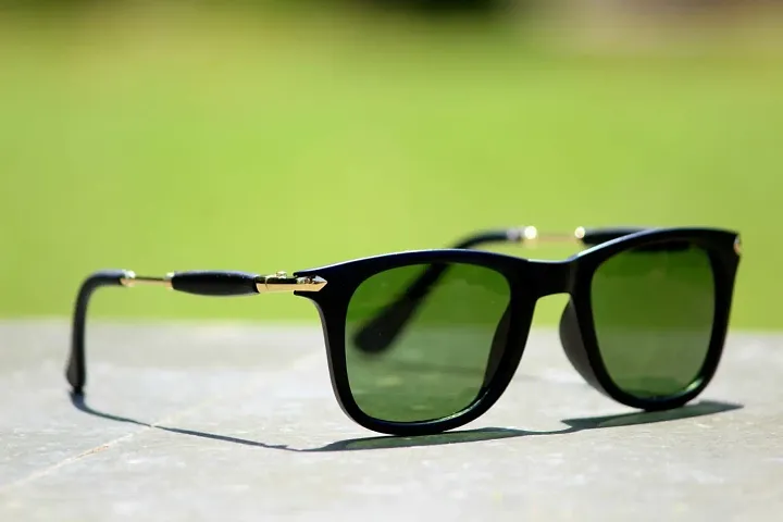 Stunning Unisex Wayfarer Sunglasses For Perfect Look