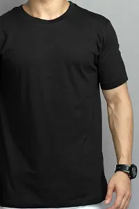 Reliable Black Cotton Blend Solid Round Neck Tees For Men-thumb3