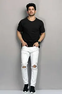 Reliable Black Cotton Blend Solid Round Neck Tees For Men-thumb4