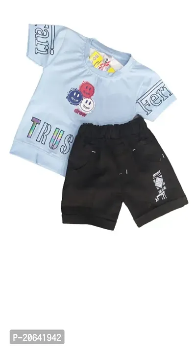 Stylish Cotton Multicoloured Printed Tops With Shorts For Boys