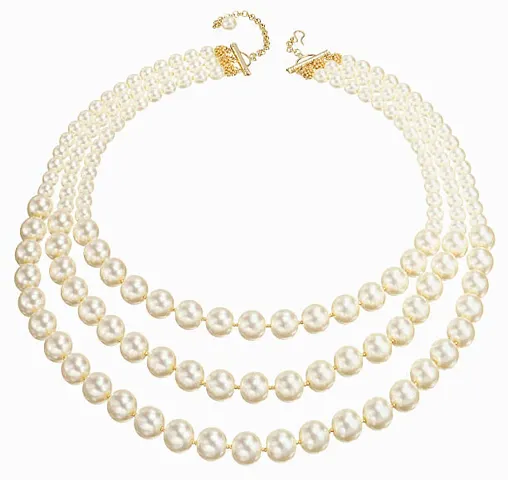 Womens Pearl necklace