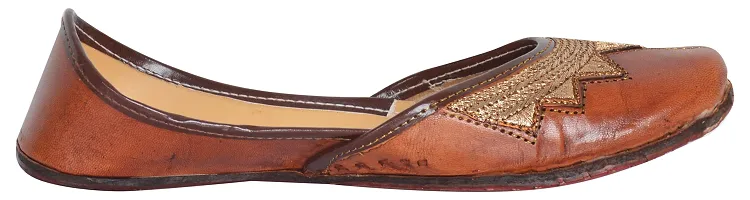 AMPEREUS Women's Brown Leather Juttis - 6 UK-thumb3