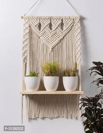 Wall hanging off white-thumb0