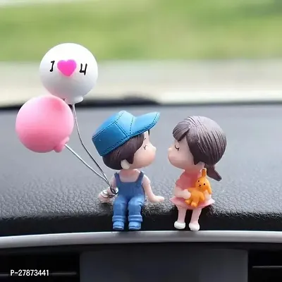 Couple Toy for car dashboard Adorable Figures for Your Dashboard Whimsical Design Durable Materials and Charm to Brighten Your Drive