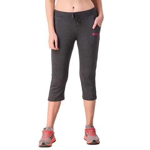 Lovira Women Solid Capri