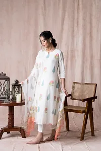 Elegant White Printed Cotton Blend Kurta with Pant And Dupatta Set For Women-thumb2