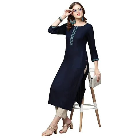 Stylish Womens Blend Solid Straight Kurta