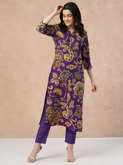 Stylish Cotton Blend Printed Kurta Bottom Set