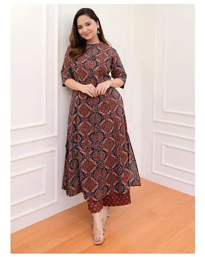 GoSriKi Cotton Blend Straight Printed Kurta with Bottom Set