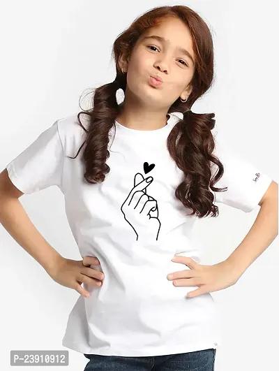 Stylish White Cotton Blend Tees  For Girls