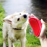 Hear Doggy Grooming Glove Brush Pet Shampoo Comb Clean Hair  Massage Skin Rubber Glove for Dogs Or Cats (Color May Vary)-thumb3