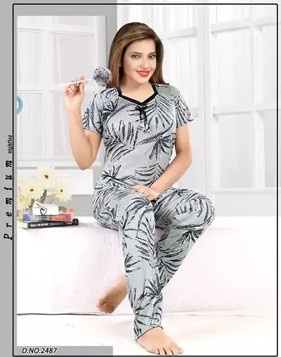 New In!! Satin Floral Nightsuit For Women/Top Bottom Set