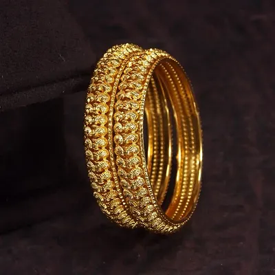 ELEGANT FASHION BANGLES