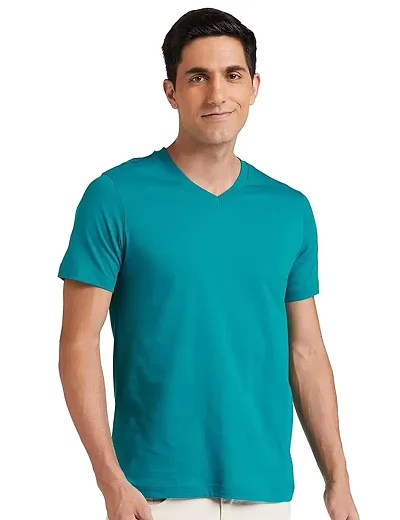 Stylish Blend Solid Half Sleeve V Neck Tees For Men