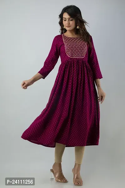 Elegant Magenta Viscose Rayon Embroidered Kurta For Women