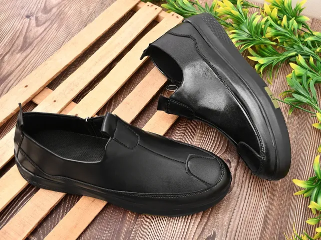 Comfortable Slip-On Sneakers For Men 