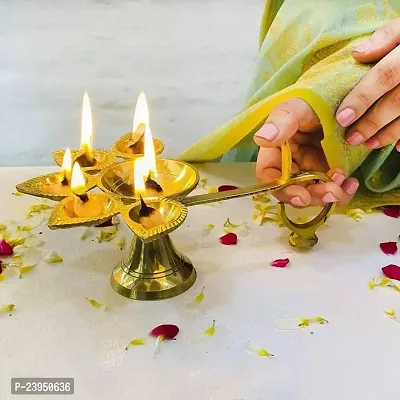 Haridwar Divine Brass Panch Diya for Puja Big Size Panch Aarti Lamp Pancharti Diya Oil Lamp Panch Mukhi Aarti Deepak Oil Lamp