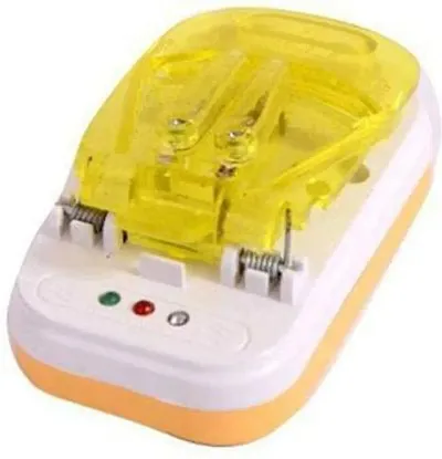 Jadoo Universal Magic Battery Charger for Mobile and Cameras Color Multicolor