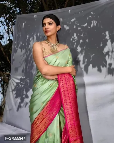 Stylish Green Silk Blend Saree With Blouse Piece For Women-thumb3