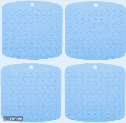 we3 Silicone Trivets Multi-Purpose Silicone Pot Holders, Spoon Rest Table Mat Insulated Flexible Durable Sqaure 18 * 17cm (Pack of 4 Blue)