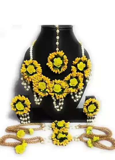 Traditional Flower Jewellery Set For Women