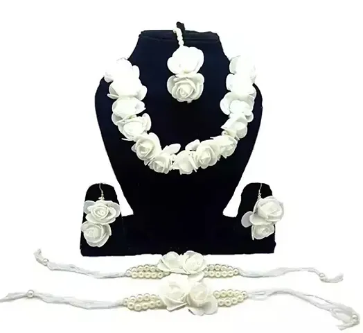 Trendy Women Jewellery Sets