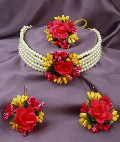 Haldi and Mehndi Special Jewellery Set For Women