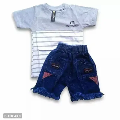 Fabulous Grey Cotton Printed T-Shirts with Shorts For Boys