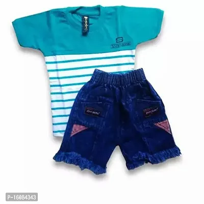 Fabulous Green Cotton Printed T-Shirts with Shorts For Boys
