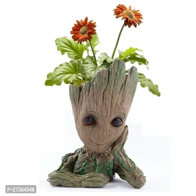 THINKING GROOT