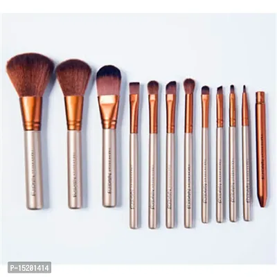 BEST QUALITY MAKEUP BRUSHES