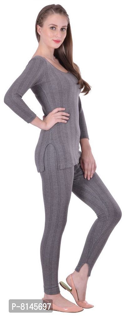 Stylish Fancy Lux Inferno Ladies 3/4 Long Thermal Top And Lower Set-thumb2