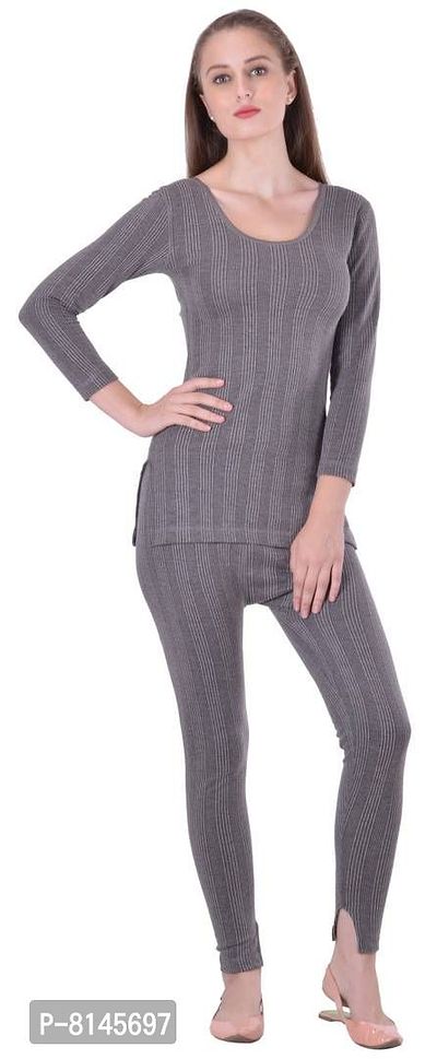 Stylish Fancy Lux Inferno Ladies 3/4 Long Thermal Top And Lower Set-thumb0