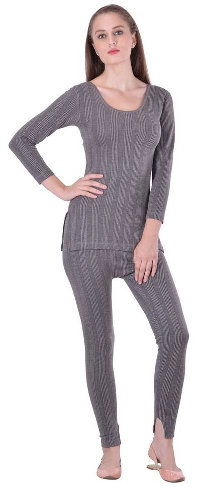 Stylish Fancy Lux Inferno Ladies 3/4 Long Thermal Top And Lower Set