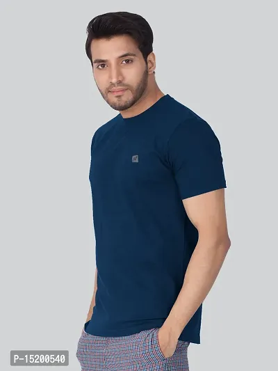 Reliable Navy Blue Cotton Blend Solid Round Neck Tees For Men-thumb3