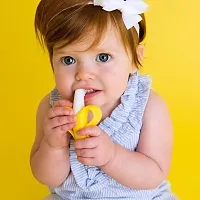 SEREBRUM Baby Banana Teether Soft Bristle Baby Gum Massager Banana Shaped Toothbrush Teether Multicolor-thumb3