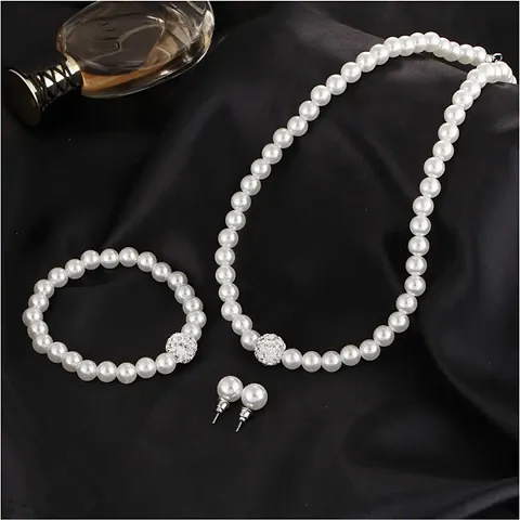 Beautiful Pearl Necklace Set For Womens