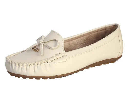 Elegant Off White Synthetic Leather Self Design Loafers For Women